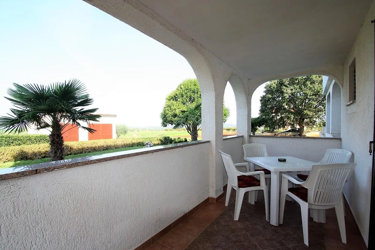 Apartments Livio Stranici Rosini